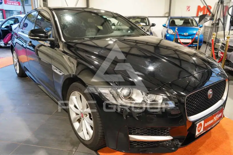 2017 Jaguar XF