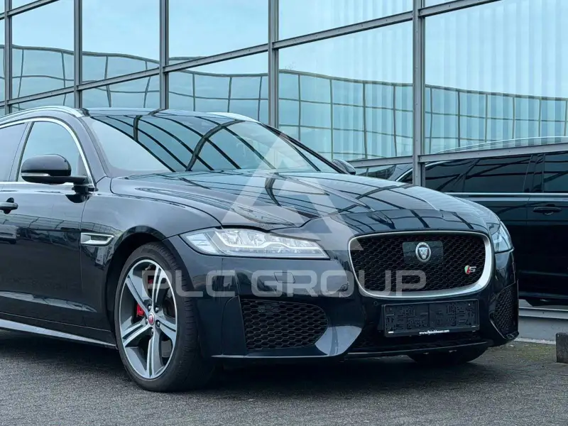 2017 Jaguar XF