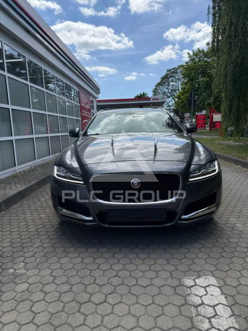 2017 Jaguar XF