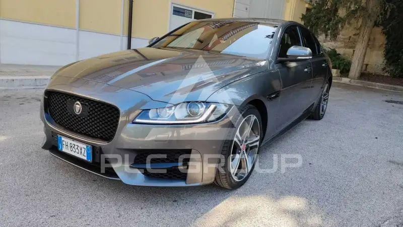 2017 Jaguar XF