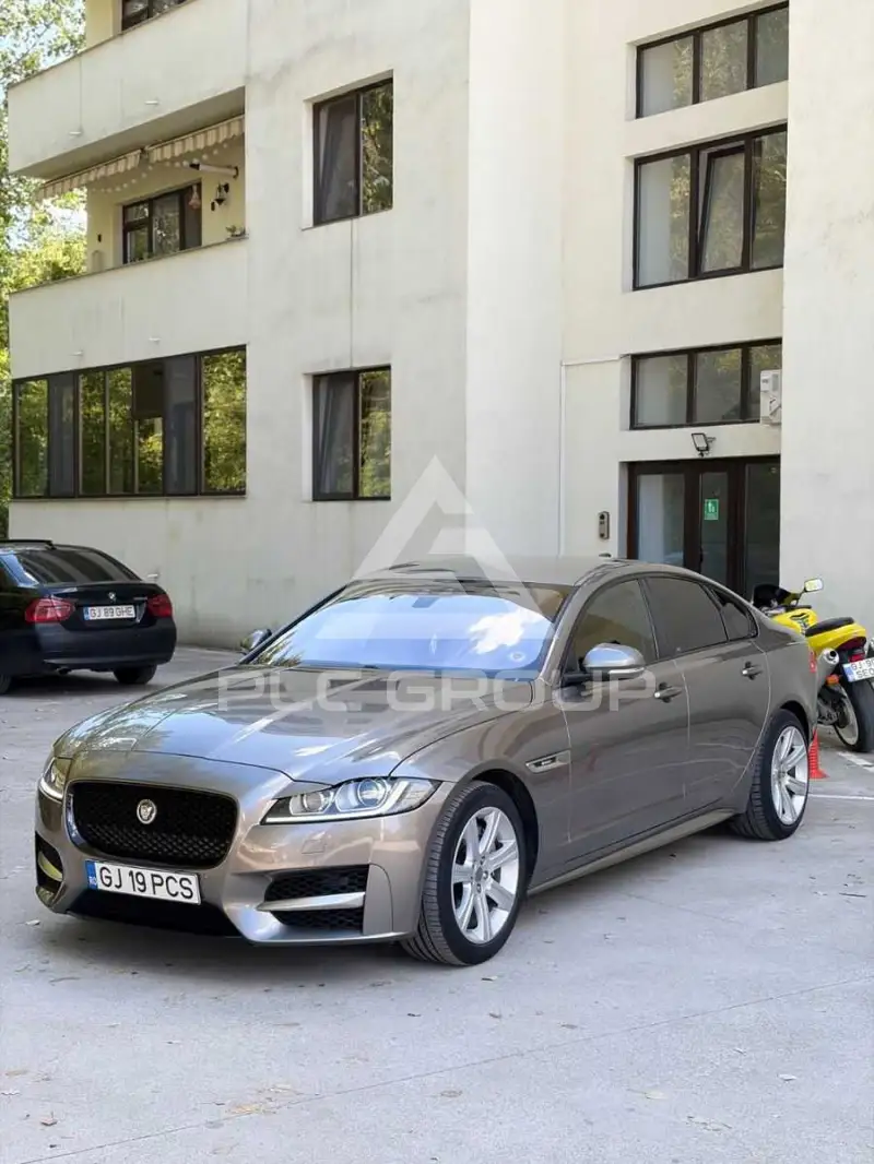 2017 Jaguar XF