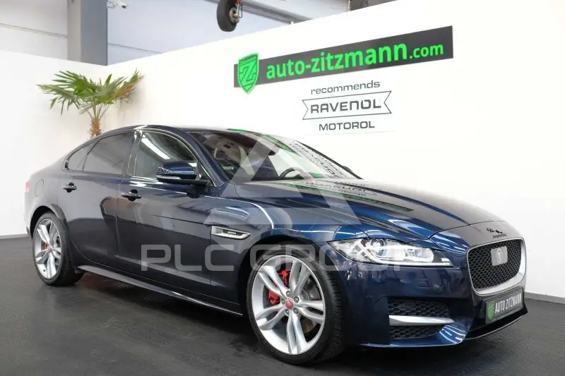 2017 Jaguar XF