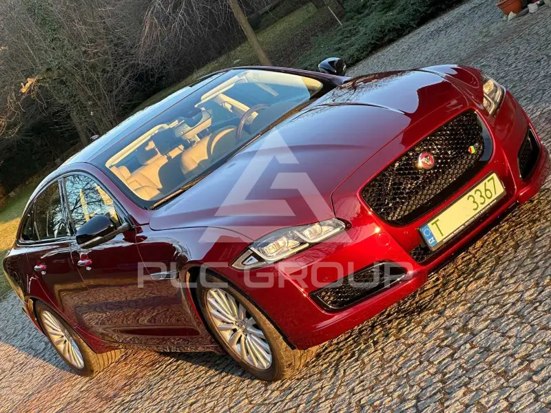 2017 Jaguar XJ
