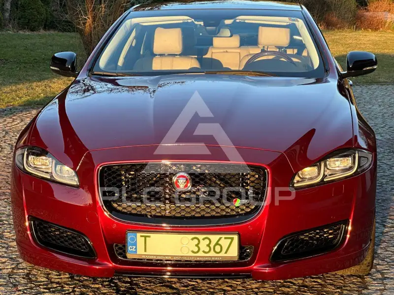 2017 Jaguar XJ