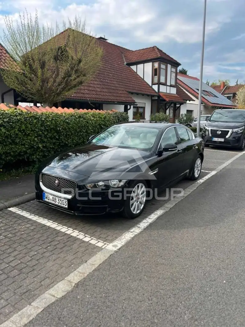 2017 Jaguar XE