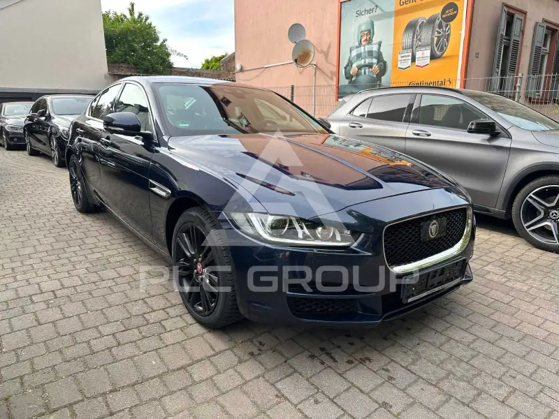 2017 Jaguar XE