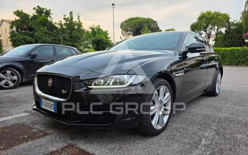 2017 Jaguar XE