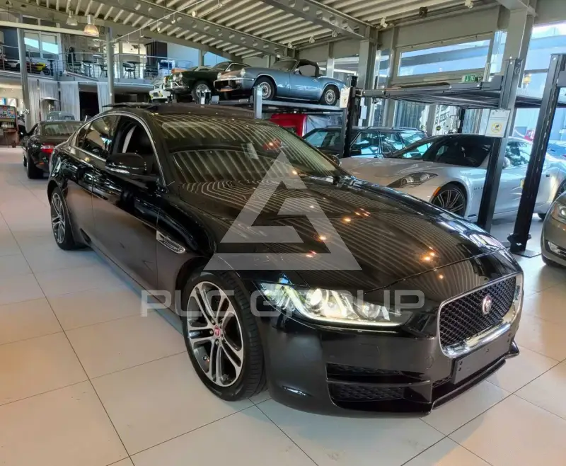2017 Jaguar XE