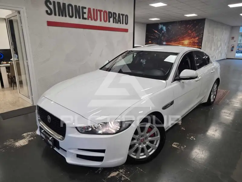 2017 Jaguar XE