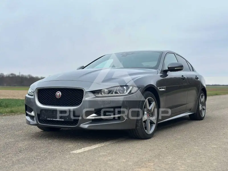 2017 Jaguar XE
