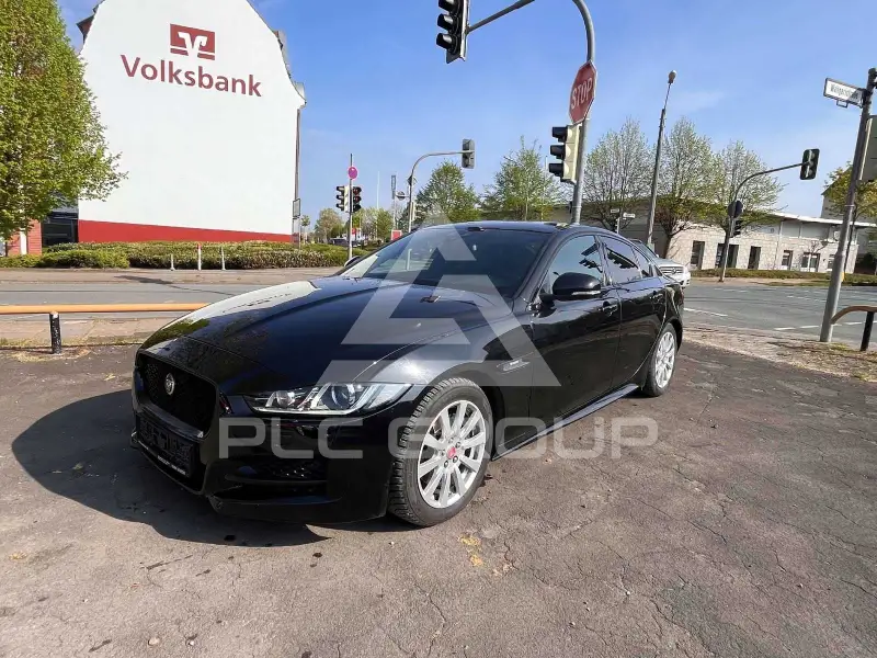2017 Jaguar XE