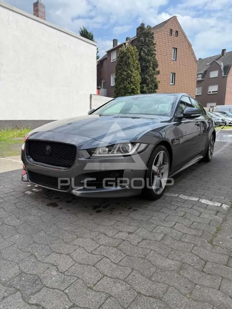 2017 Jaguar XE