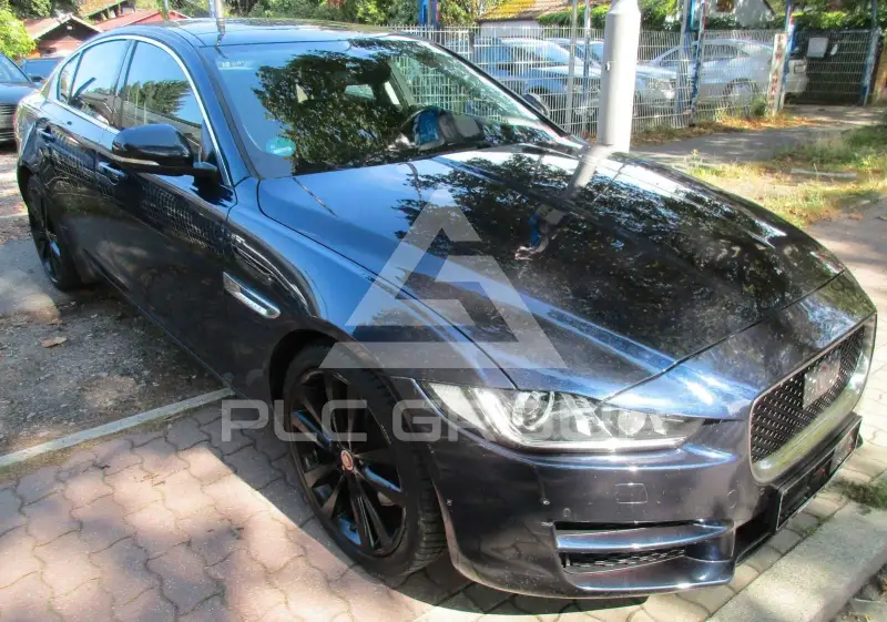 2017 Jaguar XE