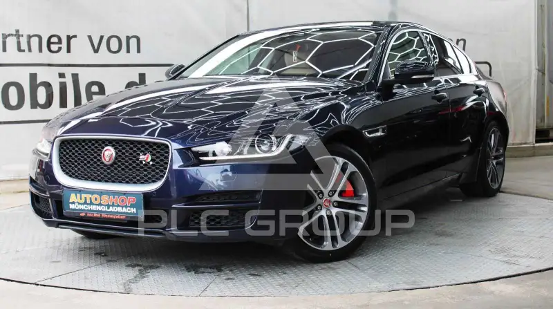 2017 Jaguar XE