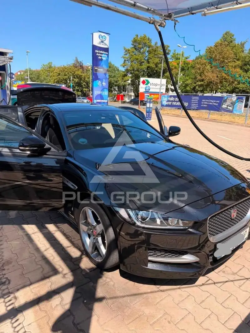 2017 Jaguar XE