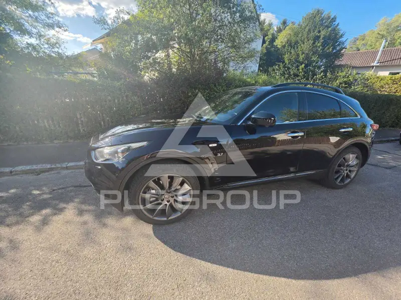 2017 Infinity QX70