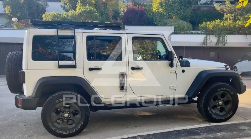 2017 Jeep WRANGLER