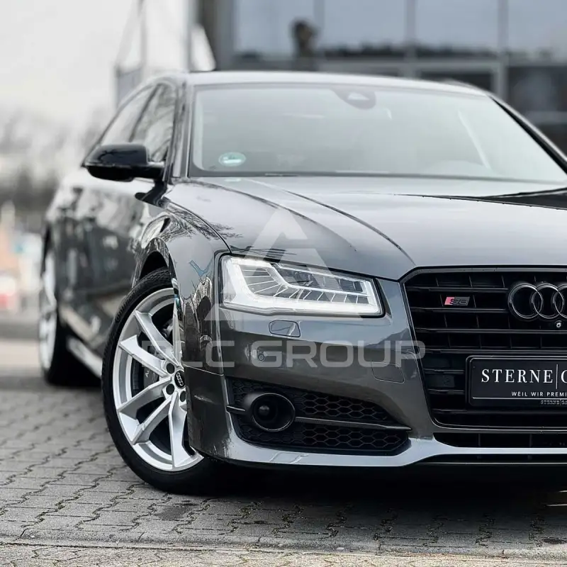 2017 Audi S8