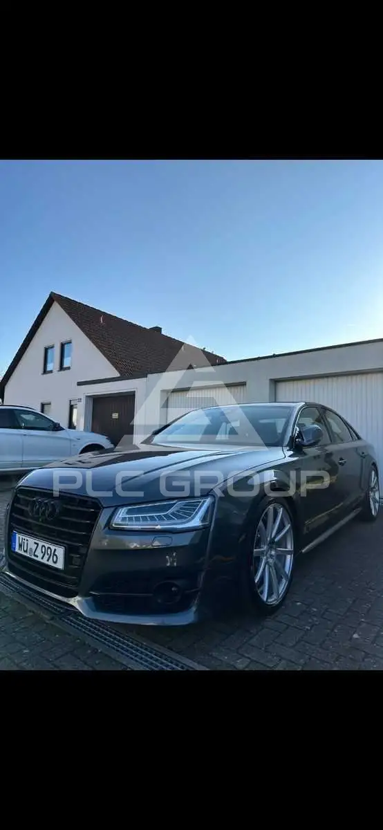 2017 Audi S8