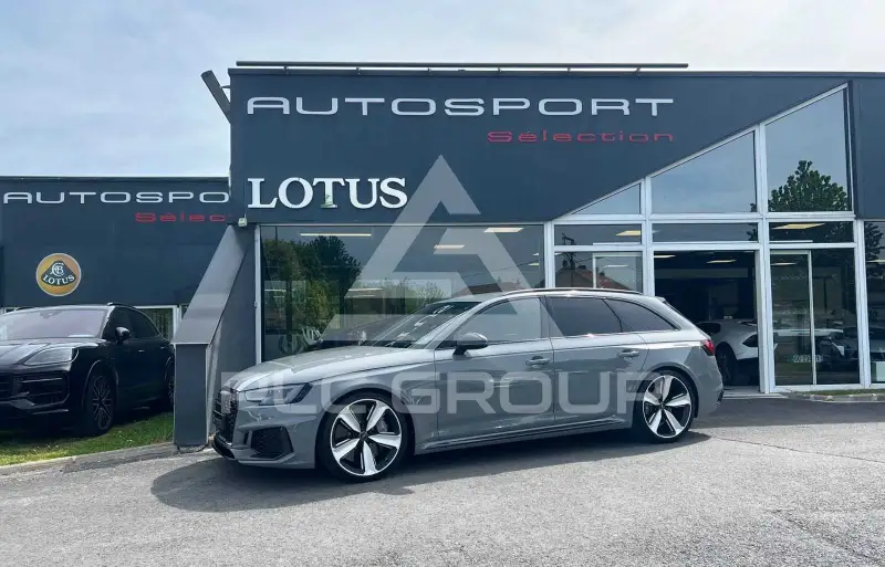 2017 Audi RS4
