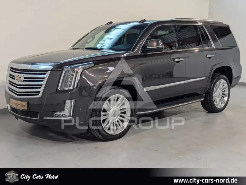 2017 Cadillac ESCALADE