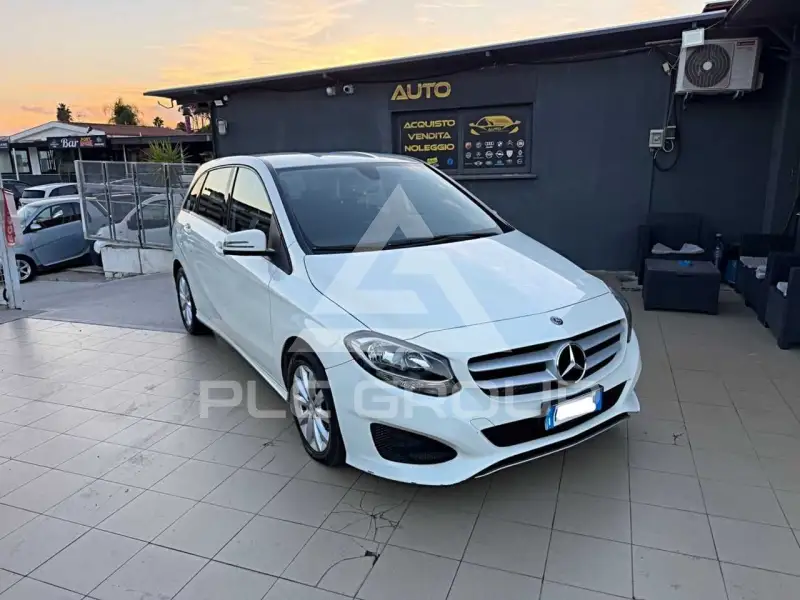 2017 Mercedes Benz B 200