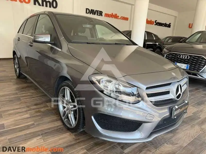2017 Mercedes Benz B 200