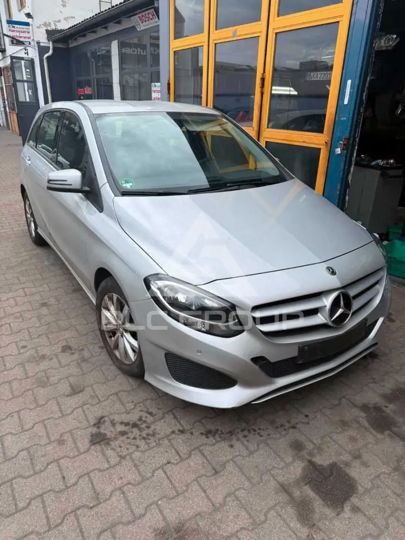 2017 Mercedes Benz B 200