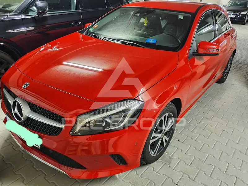 2017 Mercedes Benz A 180