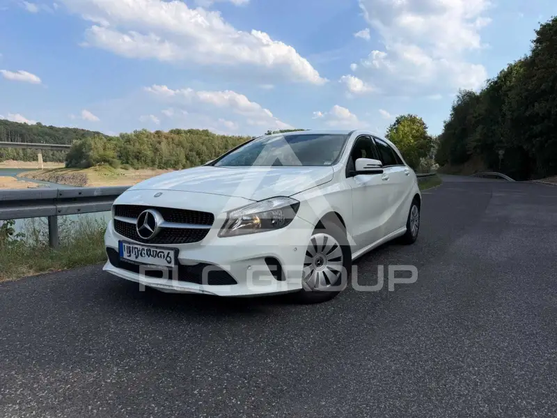 2017 Mercedes Benz A 180