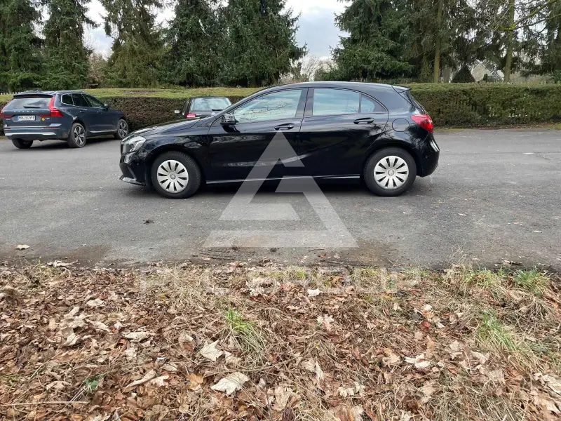 2017 Mercedes Benz A 180