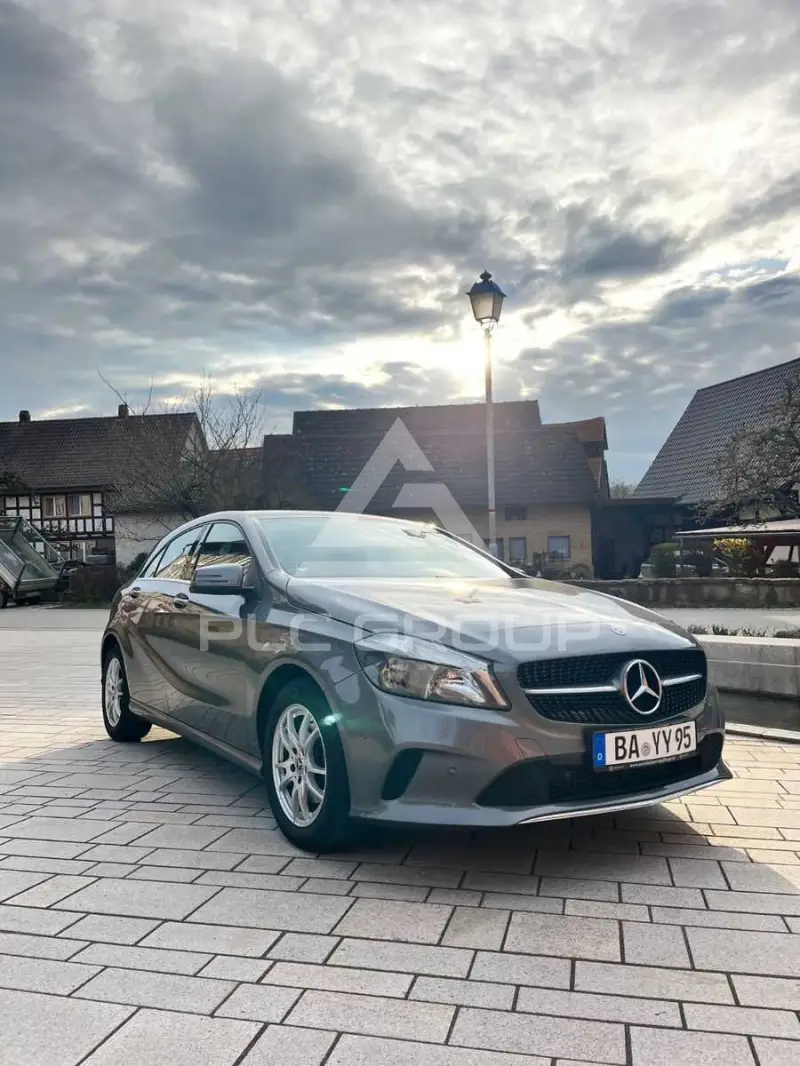 2017 Mercedes Benz A 180