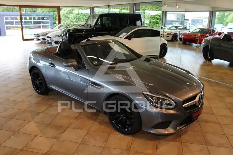 2017 Mercedes Benz SLC 200