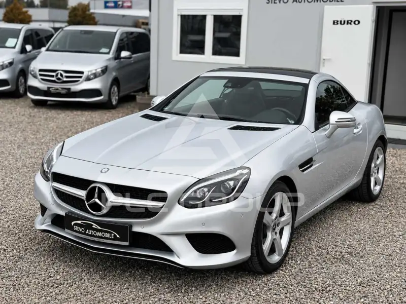 2017 Mercedes Benz SLC 200