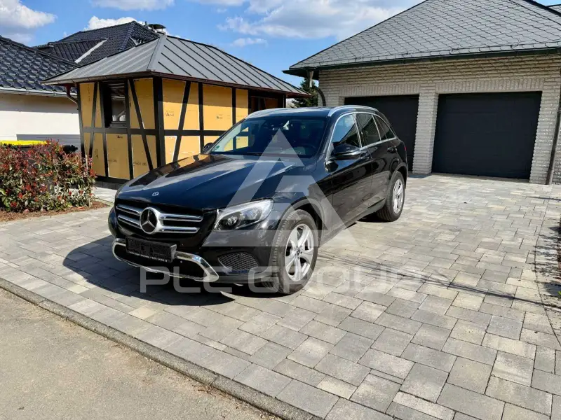 2017 Mercedes Benz GLC 250