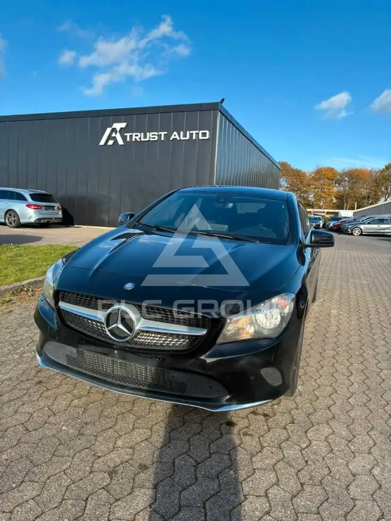 2017 Mercedes Benz CLA 200
