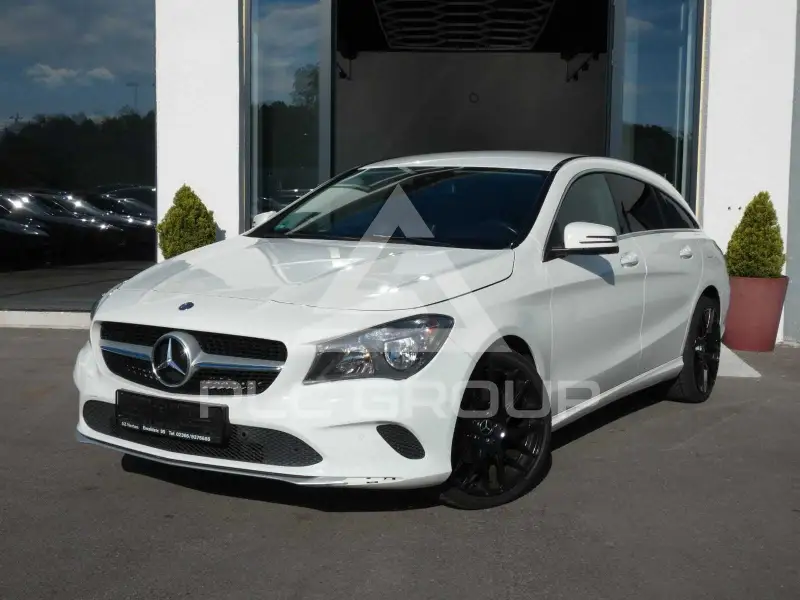 2017 Mercedes Benz CLA 220