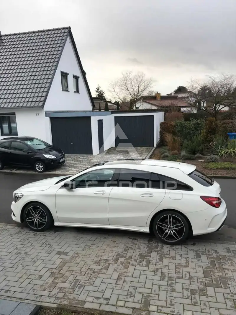 2017 Mercedes Benz CLA 220