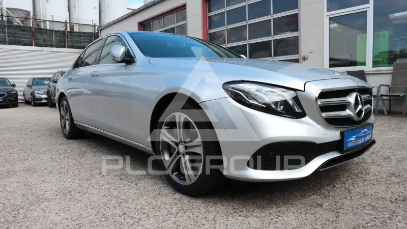 2017 Mercedes Benz E 300