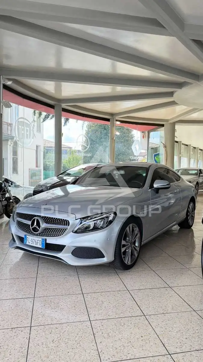 2017 Mercedes Benz C 220