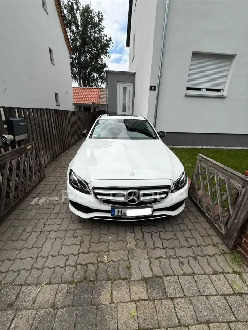 2017 Mercedes Benz E 200