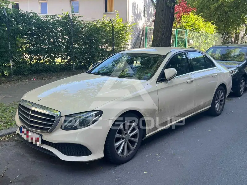 2017 Mercedes Benz E 200