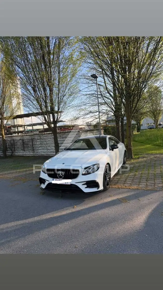 2017 Mercedes Benz E 200