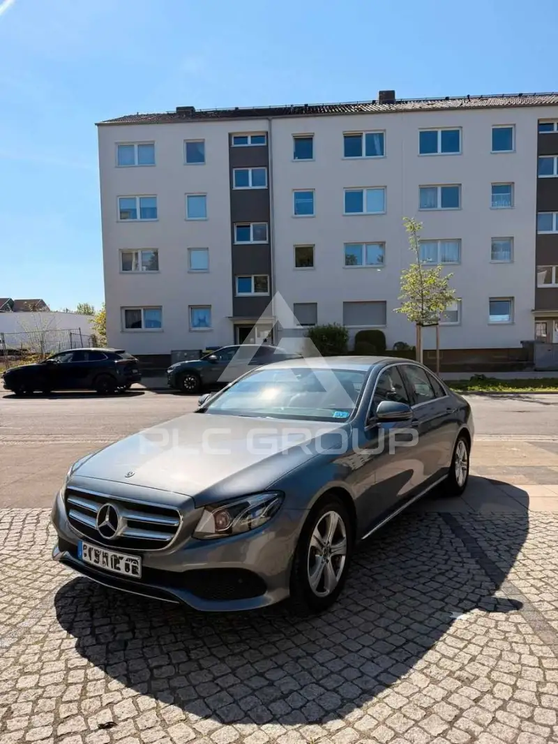 2017 Mercedes Benz E 200