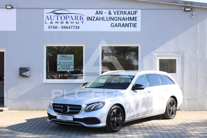 2017 Mercedes Benz E 220