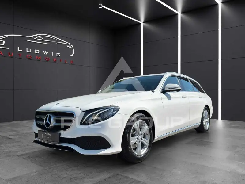 2017 Mercedes Benz E 220