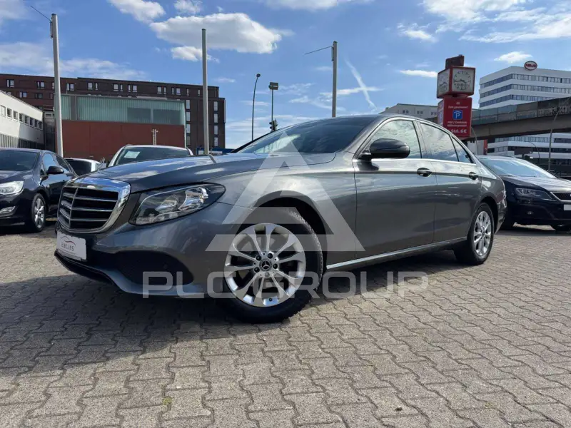 2017 Mercedes Benz E 220