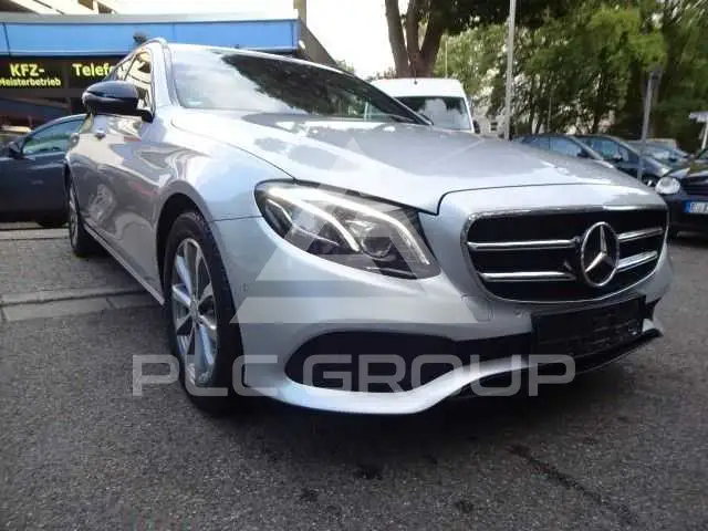 2017 Mercedes Benz E 220
