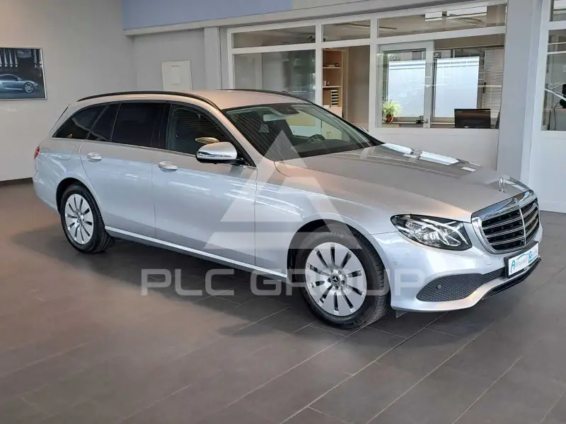2017 Mercedes Benz E 220