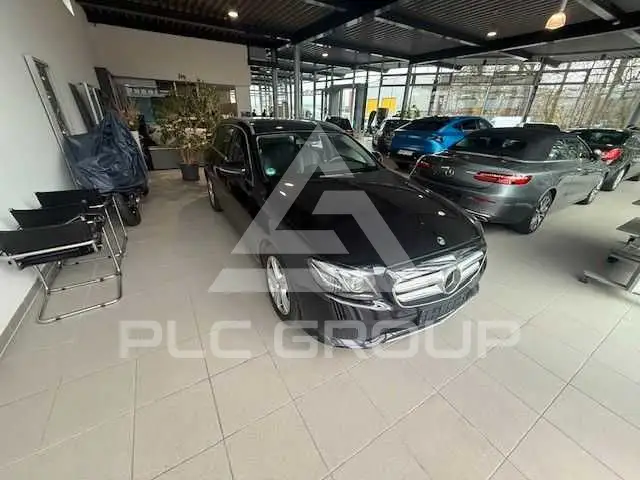 2017 Mercedes Benz E 220